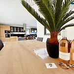 Pomme D'amour Villa *